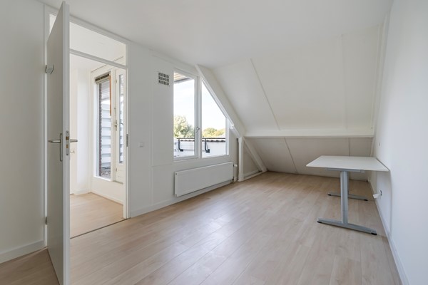 Medium property photo - Zandzeggelaan 199, 2554 HM Den Haag